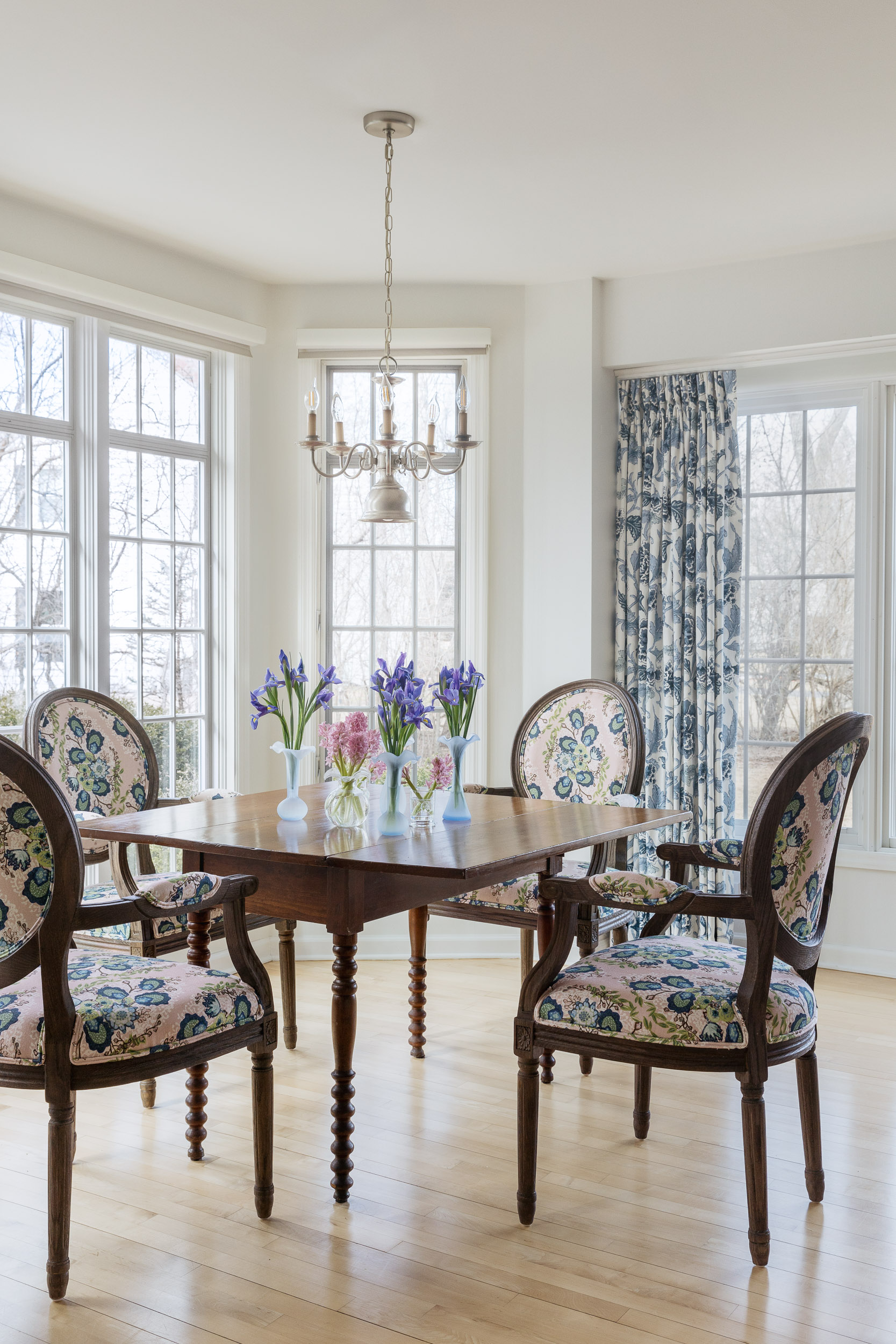 Sophisticated Living Area