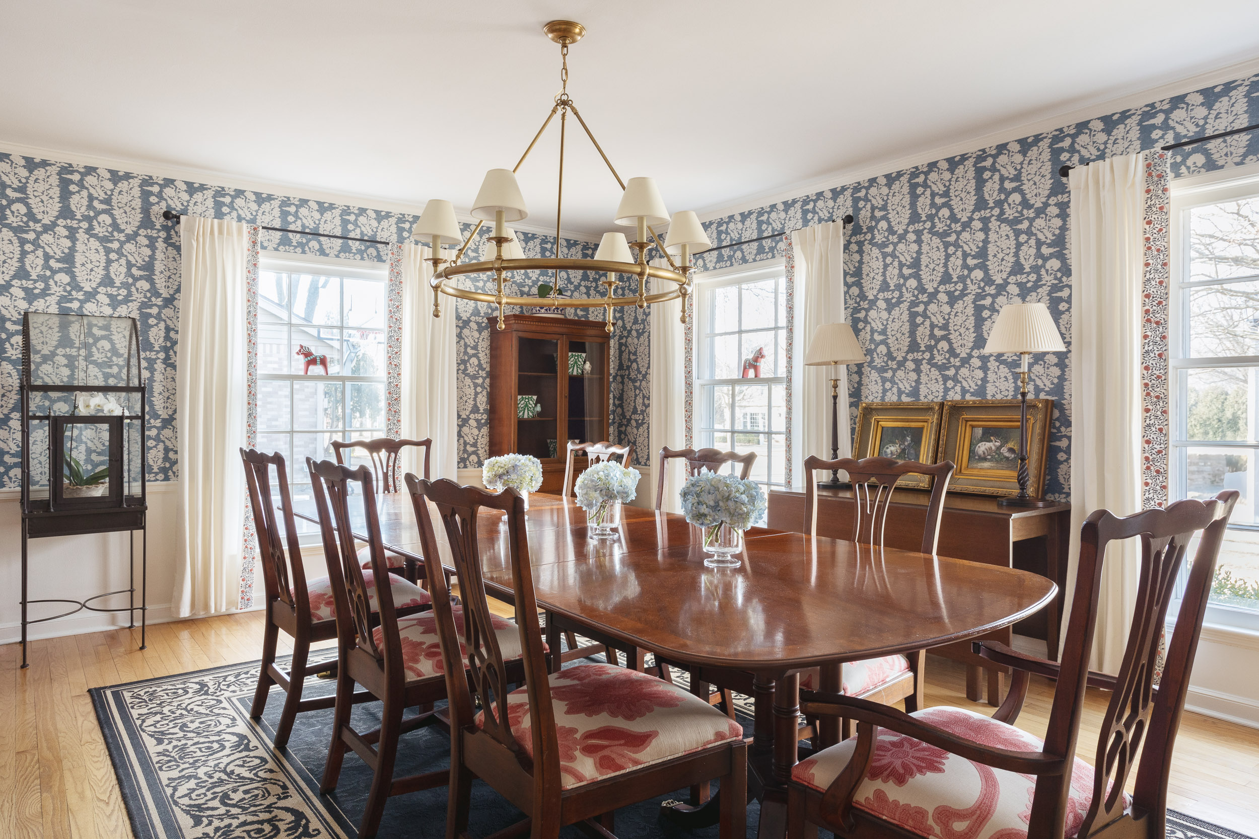 Sophisticated Living Area